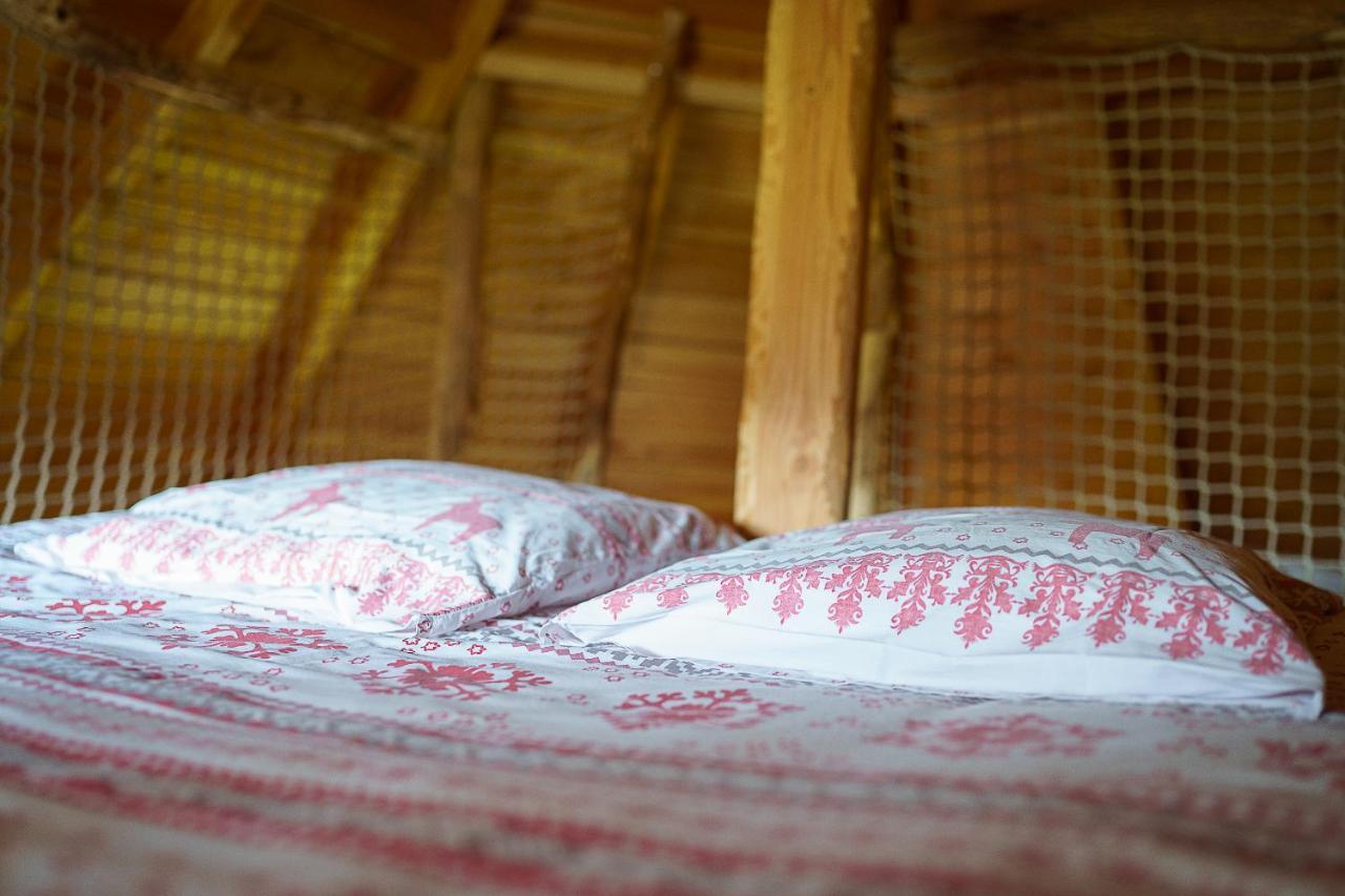 Cabane Perchee Dans Les Arbres Saint-Hilaire-en-Morvan Kültér fotó