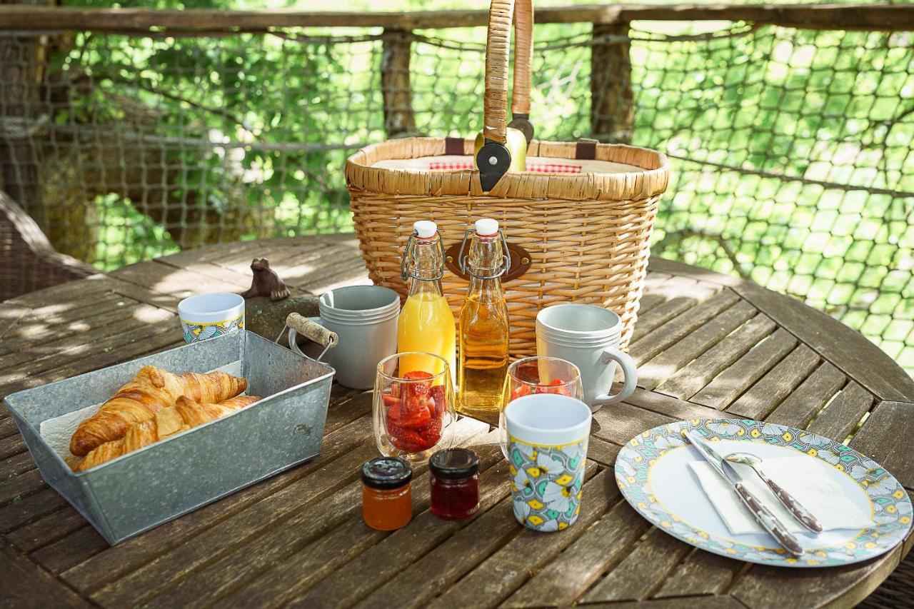Cabane Perchee Dans Les Arbres Saint-Hilaire-en-Morvan Kültér fotó