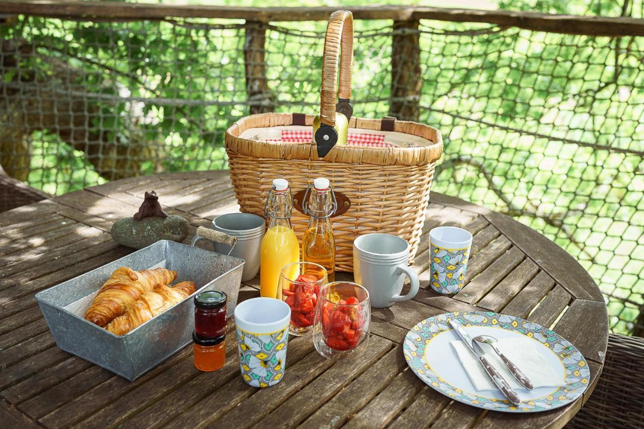 Cabane Perchee Dans Les Arbres Saint-Hilaire-en-Morvan Kültér fotó