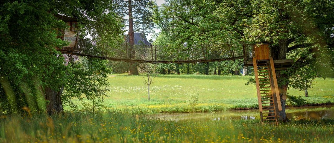 Cabane Perchee Dans Les Arbres Saint-Hilaire-en-Morvan Kültér fotó